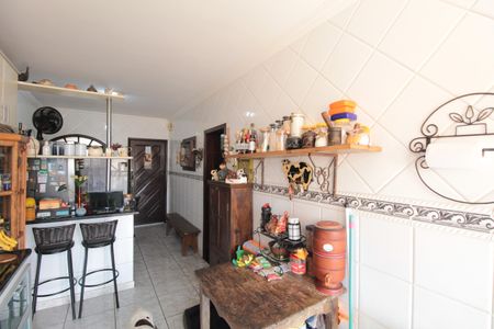 Casa à venda com 375m², 3 quartos e 3 vagasCozinha