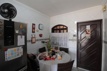 Casa à venda com 375m², 3 quartos e 3 vagasCozinha