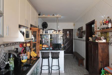 Casa à venda com 375m², 3 quartos e 3 vagasCozinha