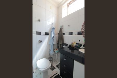 Casa à venda com 375m², 3 quartos e 3 vagasBanheiro Social