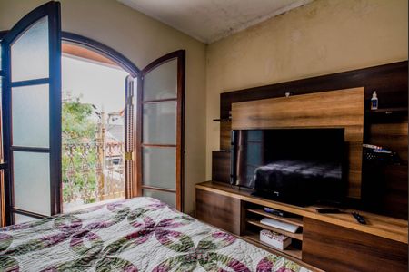 Casa à venda com 220m², 3 quartos e 2 vagas Casa à venda com 220m², 3 quartos e 2 vagasQuarto Suíte