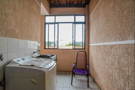 Casa à venda com 220m², 3 quartos e 2 vagas Casa à venda com 220m², 3 quartos e 2 vagasÁrea de Serviço