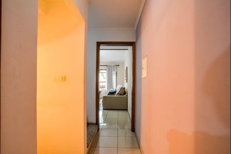 Casa à venda com 220m², 3 quartos e 2 vagas Casa à venda com 220m², 3 quartos e 2 vagasCorredor