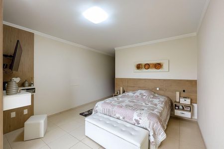 Casa à venda com 3 quartos, 132m² em Vila Santa Isabel, São Paulo