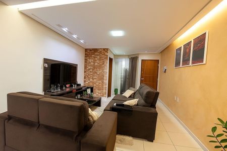 Casa à venda com 3 quartos, 132m² em Vila Santa Isabel, São Paulo