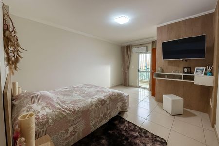 Casa à venda com 3 quartos, 132m² em Vila Santa Isabel, São Paulo