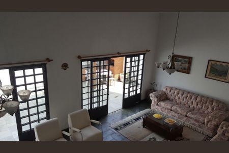 Casa à venda com 4 quartos, 287m² em Vila Carrão, São Paulo