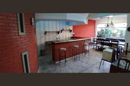 Casa à venda com 5 quartos, 852m² em Vila Regente Feijó, São Paulo