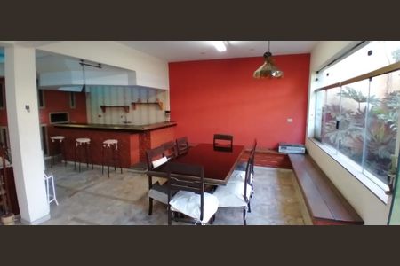 Casa à venda com 5 quartos, 852m² em Vila Regente Feijó, São Paulo