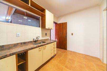 Casa para alugar com 135m², 3 quartos e 2 vagas Casa para alugar com 135m², 3 quartos e 2 vagasCozinha