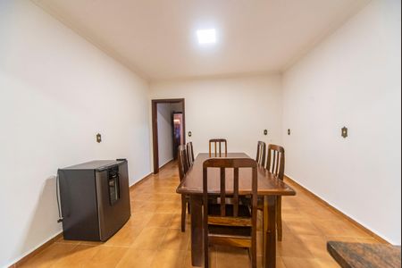 Casa para alugar com 135m², 3 quartos e 2 vagas Casa para alugar com 135m², 3 quartos e 2 vagasCopa