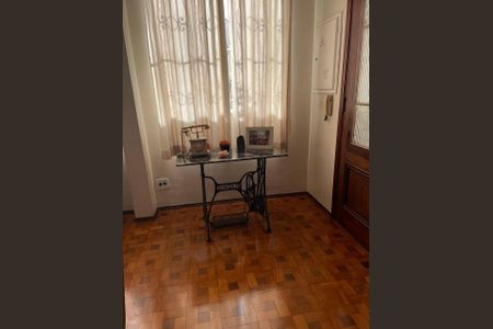 Casa à venda com 4 quartos, 200m² em Cambuci, São Paulo