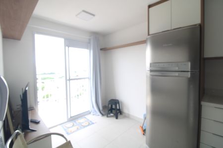 Sala de apartamento para alugar com 2 quartos, 35m² em Jardim Itacolomi, São Paulo