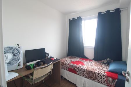 Quarto 2 de apartamento para alugar com 2 quartos, 35m² em Jardim Itacolomi, São Paulo
