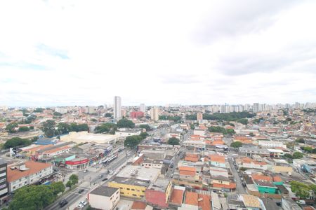 Vista da sacada de apartamento para alugar com 2 quartos, 35m² em Jardim Itacolomi, São Paulo
