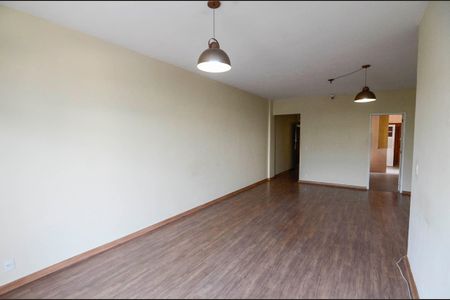 Sala de apartamento para alugar com 4 quartos, 140m² em Grajaú, Rio de Janeiro