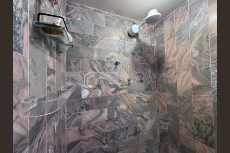 Casa à venda com 360m², 4 quartos e 3 vagasBanheiro Social