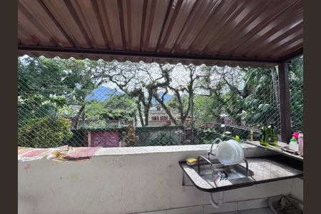 Casa à venda com 360m², 4 quartos e 3 vagasVaranda do Quarto 2