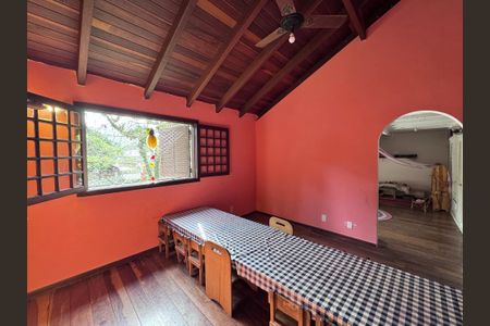 Casa à venda com 360m², 4 quartos e 3 vagasQuarto 1