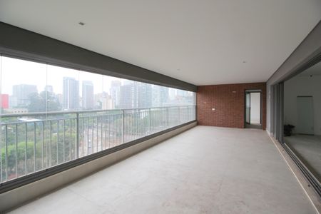 Apartamento à venda com 244m², 3 quartos e 3 vagasVaranda da Sala