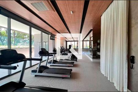 Apartamento à venda com 244m², 3 quartos e 3 vagasÁrea comum - Academia