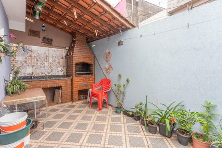 Casa à venda com 150m², 2 quartos e 2 vagas Casa à venda com 150m², 2 quartos e 2 vagasChurrasqueira