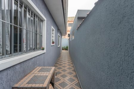 Casa à venda com 150m², 2 quartos e 2 vagas Casa à venda com 150m², 2 quartos e 2 vagasCorredor