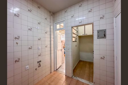 Apartamento à venda com 82m², 3 quartos e sem vaga Apartamento à venda com 82m², 3 quartos e sem vagaQuarto de Serviço