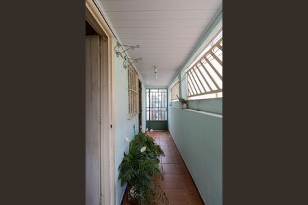 Casa à venda com 150m², 3 quartos e 2 vagasCasa 2 - Corredor