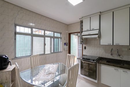 Casa à venda com 150m², 3 quartos e 2 vagasCasa 1 - Cozinha
