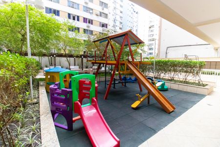 Apartamento à venda com 76m², 2 quartos e 1 vagaÁrea comum