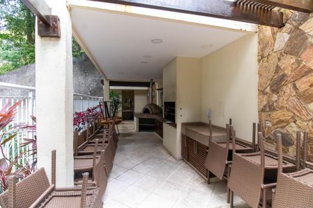 Apartamento à venda com 76m², 2 quartos e 1 vagaÁrea comum