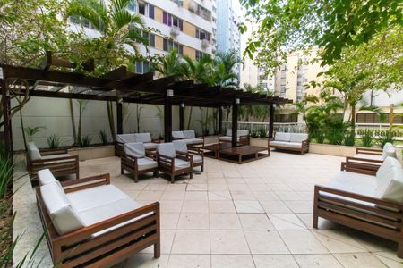 Apartamento à venda com 76m², 2 quartos e 1 vagaÁrea comum