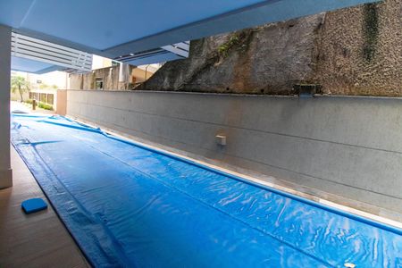 Apartamento à venda com 76m², 2 quartos e 1 vagaÁrea comum