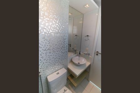 Apartamento à venda com 76m², 2 quartos e 1 vagaBanheiro da Suíte 2