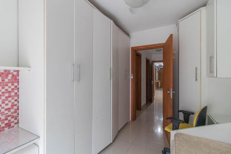 Apartamento à venda com 142m², 3 quartos e 2 vagasQuarto 2