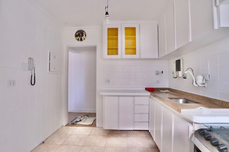 Apartamento para alugar com 67m², 2 quartos e 1 vaga Apartamento para alugar com 67m², 2 quartos e 1 vagaCozinha
