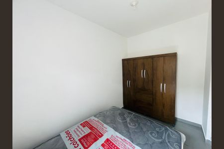 Quarto de kitnet/studio para alugar com 1 quarto, 22m² em Portal dos Gramados, Guarulhos