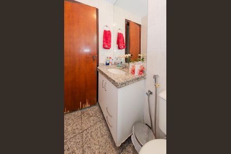 Apartamento para alugar com 100m², 3 quartos e 1 vaga Apartamento para alugar com 100m², 3 quartos e 1 vagaBanheiro Social