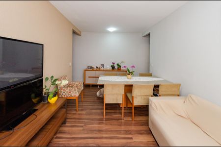Apartamento para alugar com 100m², 3 quartos e 1 vaga Apartamento para alugar com 100m², 3 quartos e 1 vagaSala