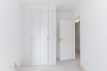 Apartamento à venda com 108m², 4 quartos e 2 vagasQuarto 3