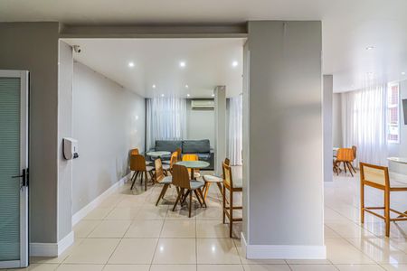 Apartamento à venda com 108m², 4 quartos e 2 vagasÁrea comum - Salão de festas