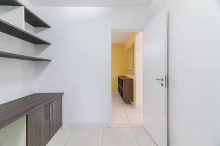 Apartamento à venda com 108m², 4 quartos e 2 vagasQuarto 1