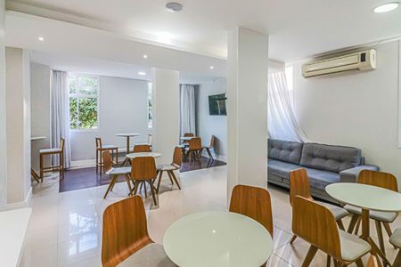 Apartamento à venda com 108m², 4 quartos e 2 vagasÁrea comum - Salão de festas 2