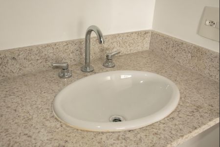 Apartamento à venda com 70m², 2 quartos e 1 vagaBanheiro da Suíte