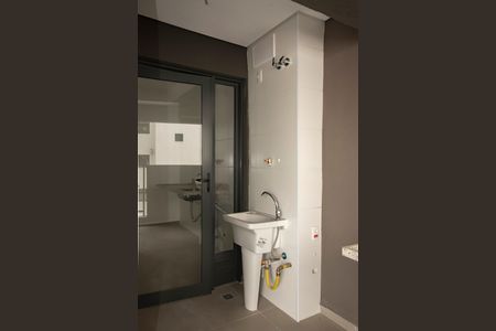 Apartamento à venda com 70m², 2 quartos e 1 vagaÁrea de Serviço