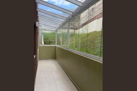 Apartamento para alugar com 70m², 2 quartos e 1 vagaVaranda