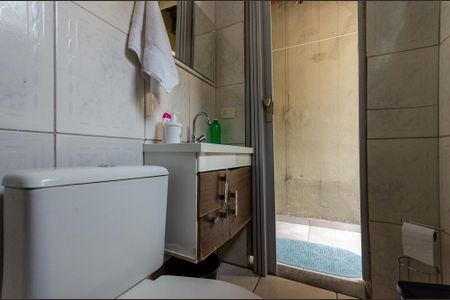 Casa à venda com 122m², 2 quartos e 2 vagas Casa à venda com 122m², 2 quartos e 2 vagasBanheiro 2