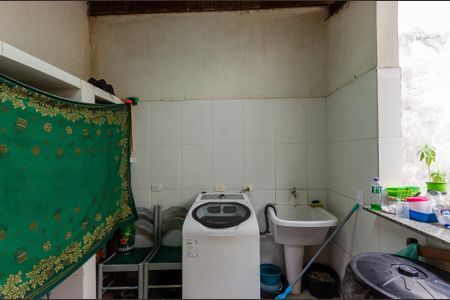 Casa à venda com 122m², 2 quartos e 2 vagas Casa à venda com 122m², 2 quartos e 2 vagasÁrea de Serviço