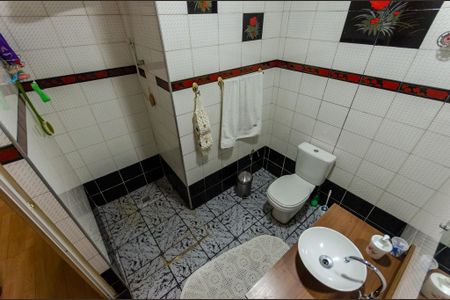 Casa à venda com 122m², 2 quartos e 2 vagas Casa à venda com 122m², 2 quartos e 2 vagasBanheiro 1